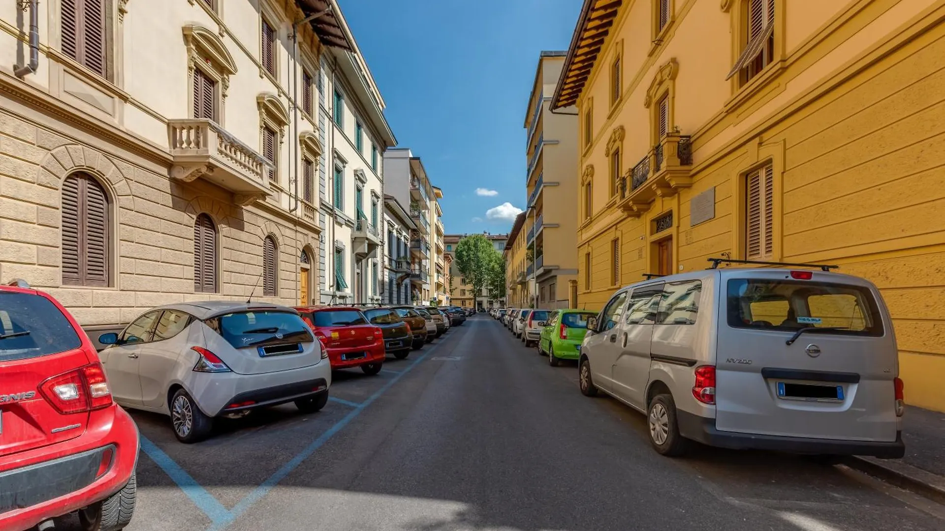 Florence City Center Con Giardino Apartment
