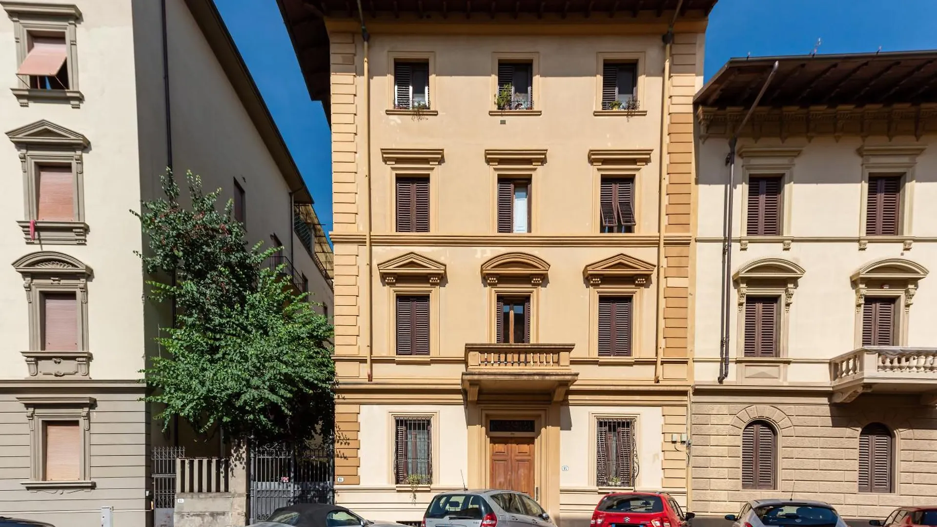 Florence City Center Con Giardino Apartment 0*,